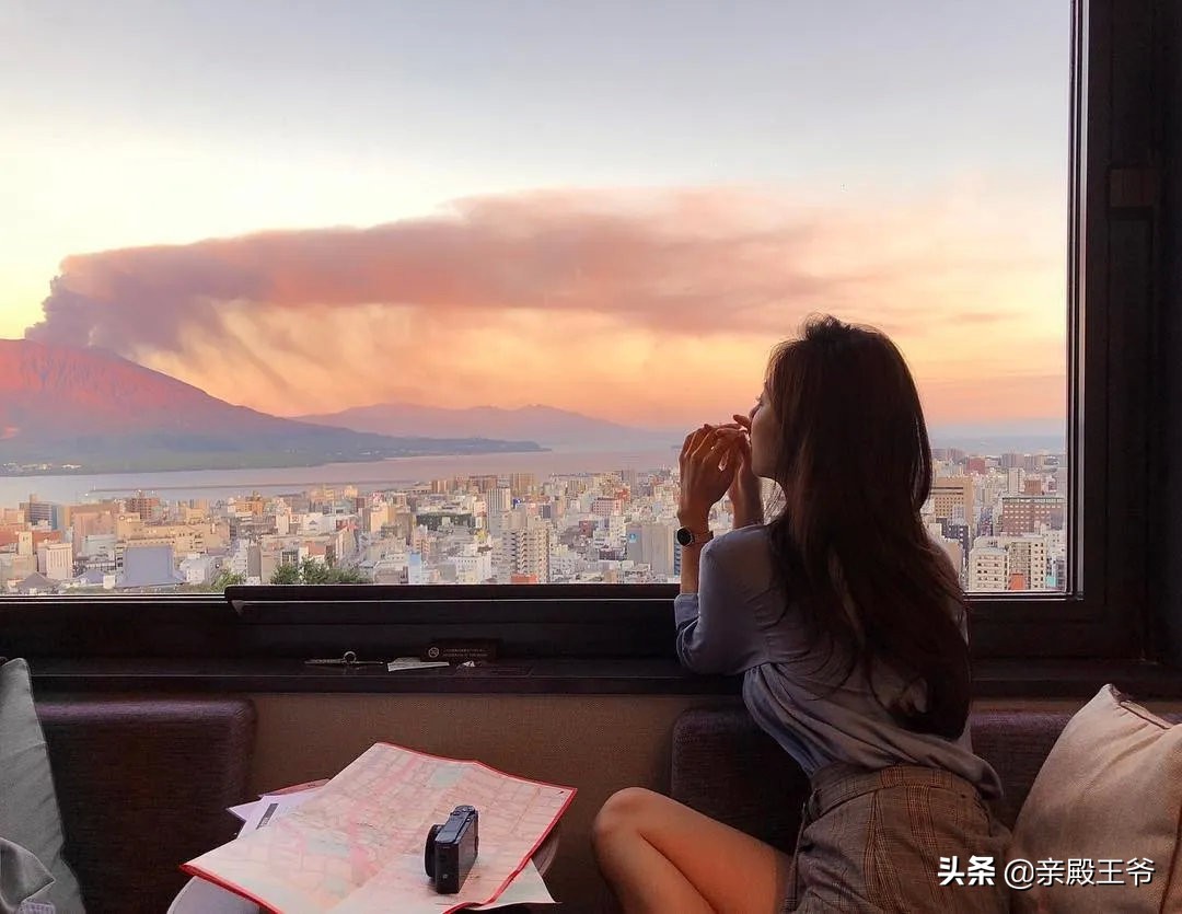 “韩国张钧甯”比基尼照爆红全网，成新任整容模板