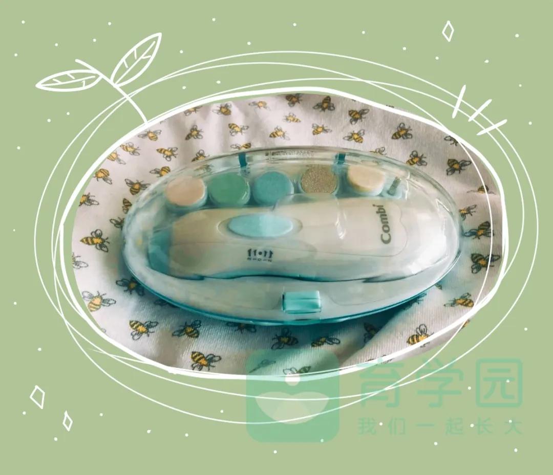 小孩指甲是什么样子才是健康,孩子指甲里有黑芯