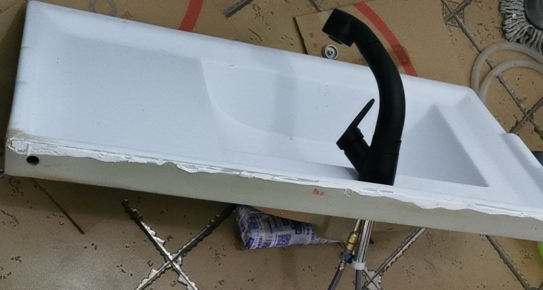 怎样更换水嘴阀芯,饮水机水嘴更换方法