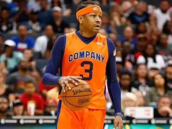 盘点各巨星退役,很多曾经叱咤足坛的领军人物退役