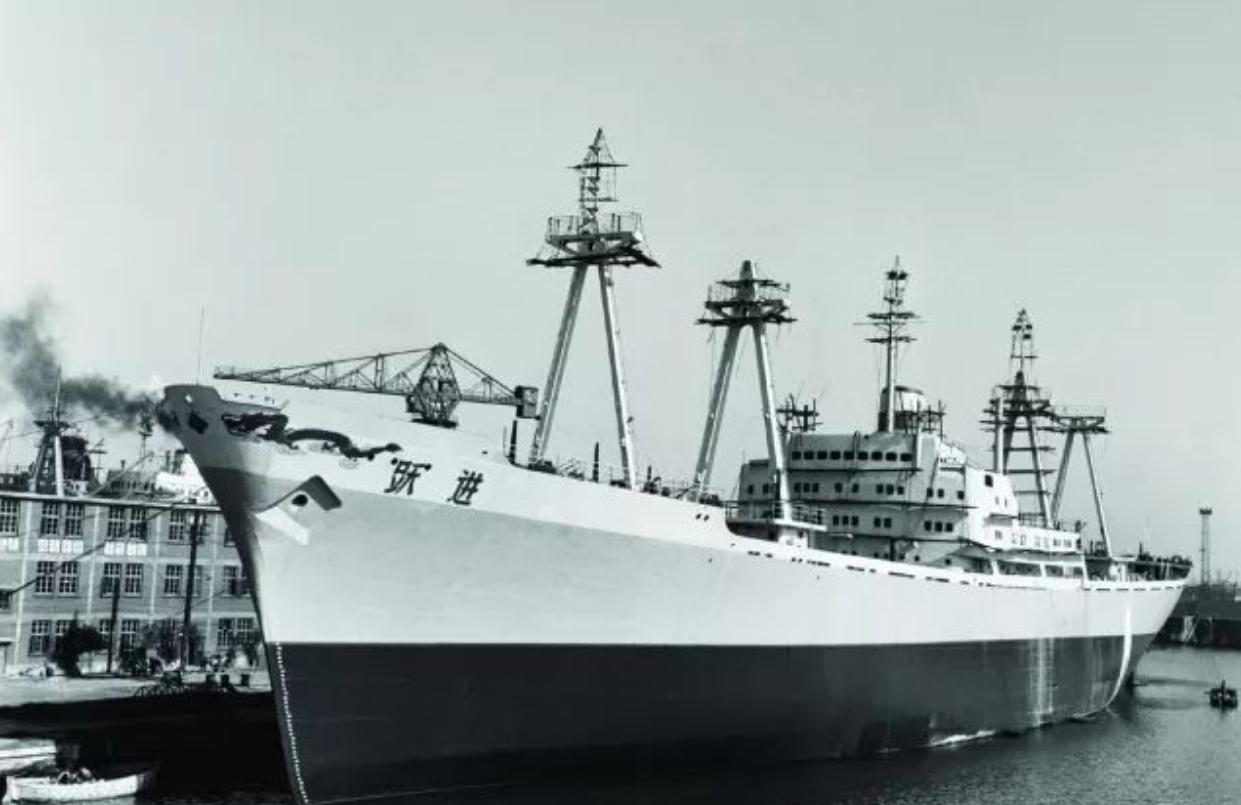 中国首艘万吨巨轮赴日途中沉没，日媒咬定被鱼雷击沉，真相如何？