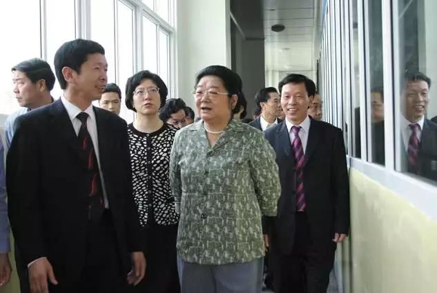 银鹭集团雀巢,雀巢银鹭合作