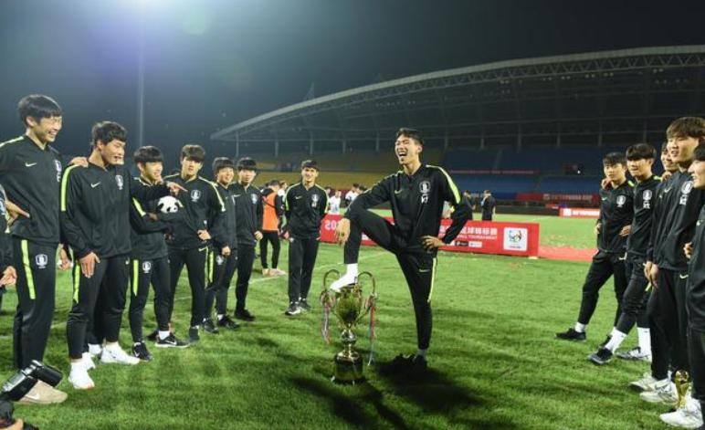 国足u13对战泰国u13,u23国足憾负韩国张玉宁受伤下场