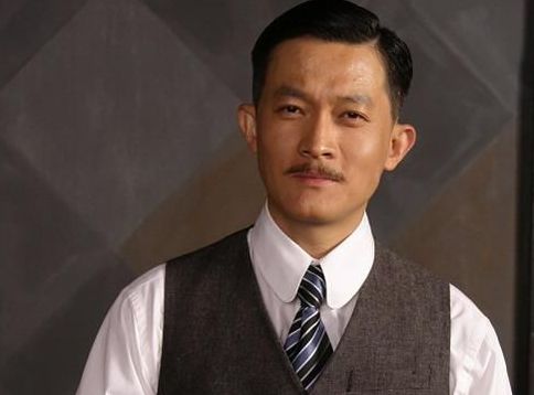 科班毕业演技超好，却无奈颜值不佳人气不高，奋斗多年作品获众赞