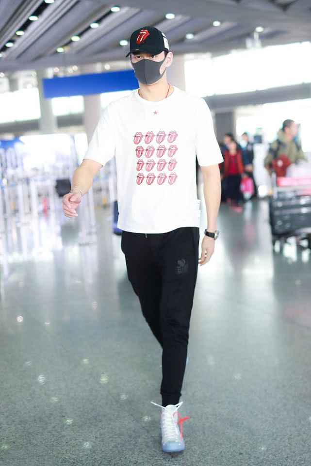 孙杨穿什么裤子好看,孙杨穿衣搭配图片