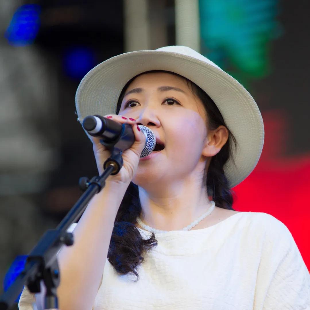 一叶访谈|非常时期，听侃侃轻唱流年