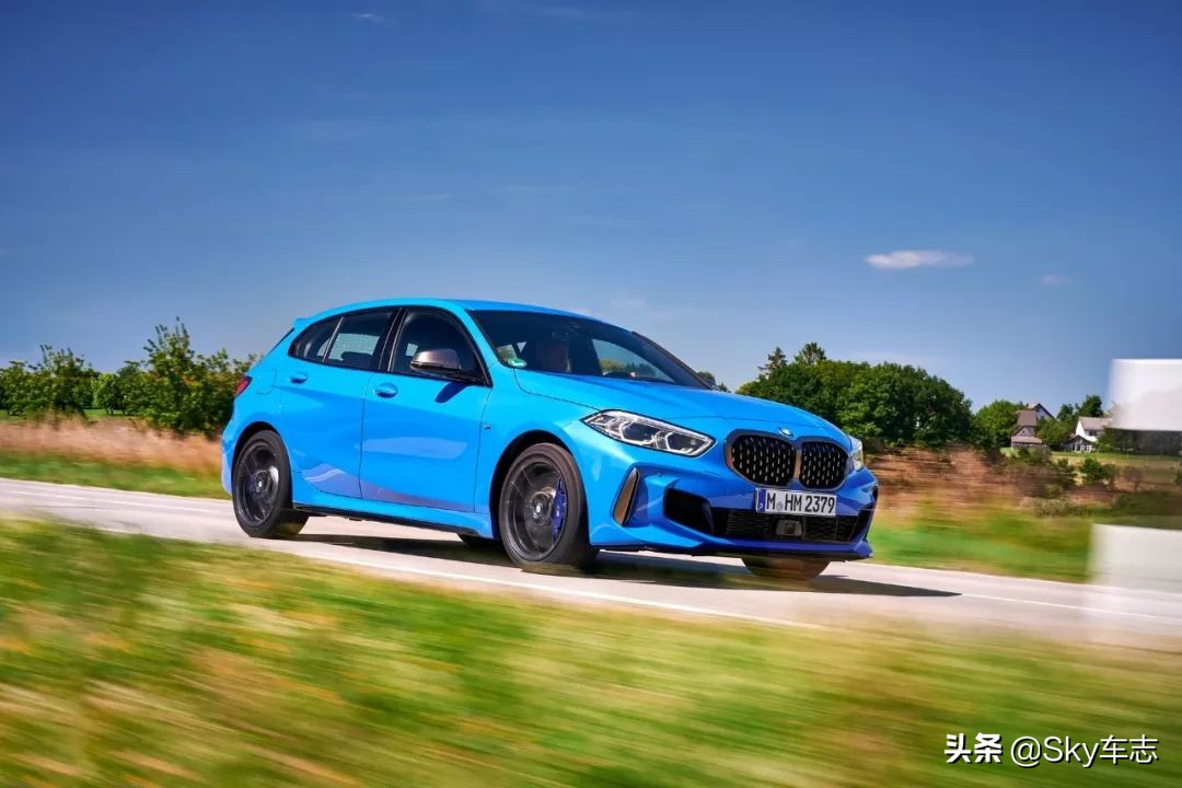 m135i和宝马1系哪个好,全新m135i宝马
