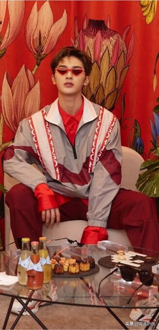 根据脸型选墨镜你真的买对了吗,各种款式的墨镜都适合哪些脸型