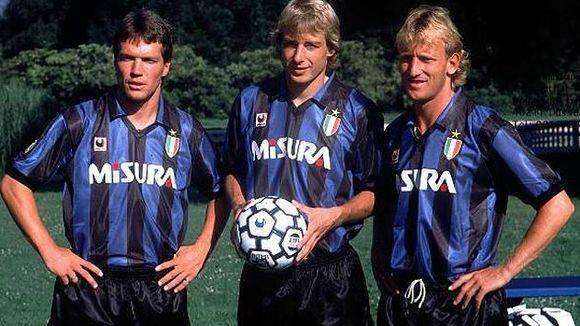 天下足球豪门恩怨篇,天下足球永不落幕的米兰德比