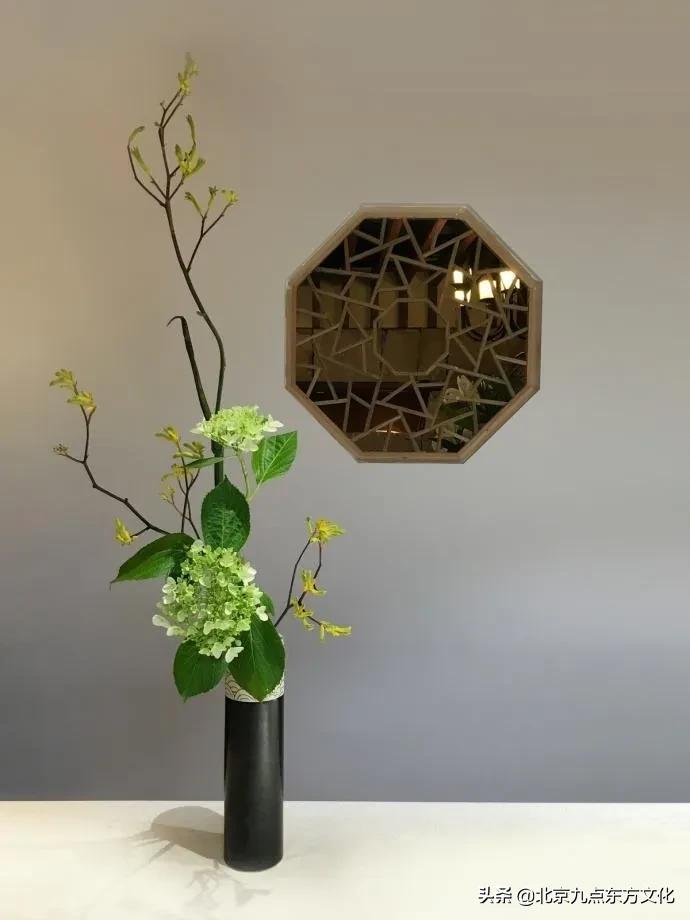 折花逢驿使寄与陇头人的意思,折花逢驿使寄与陇头人谁写的