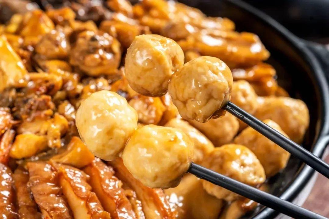 4000m²「平价海鲜」，还藏了个老广早茶，鸡煲、羊肉、虾蟹