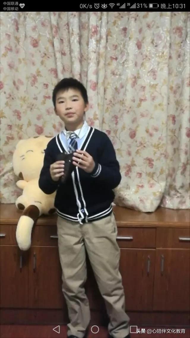 富春五小四（3）班李郑瀚《受降厅参观记录》外二篇