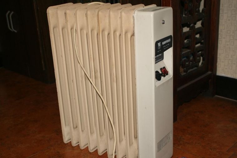 孕妇开电暖气危害大吗,电暖气对孕妇有害吗