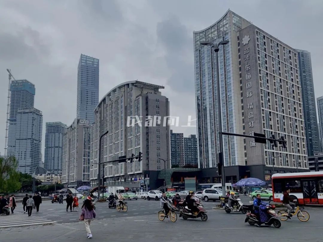 濡備綍鎶婃垚閮芥墦閫犳垚缃戠孩鍩庡競,鎬庢牱鎵嶅彲浠ヨ鎴愰兘鍙樻垚鍖椾含