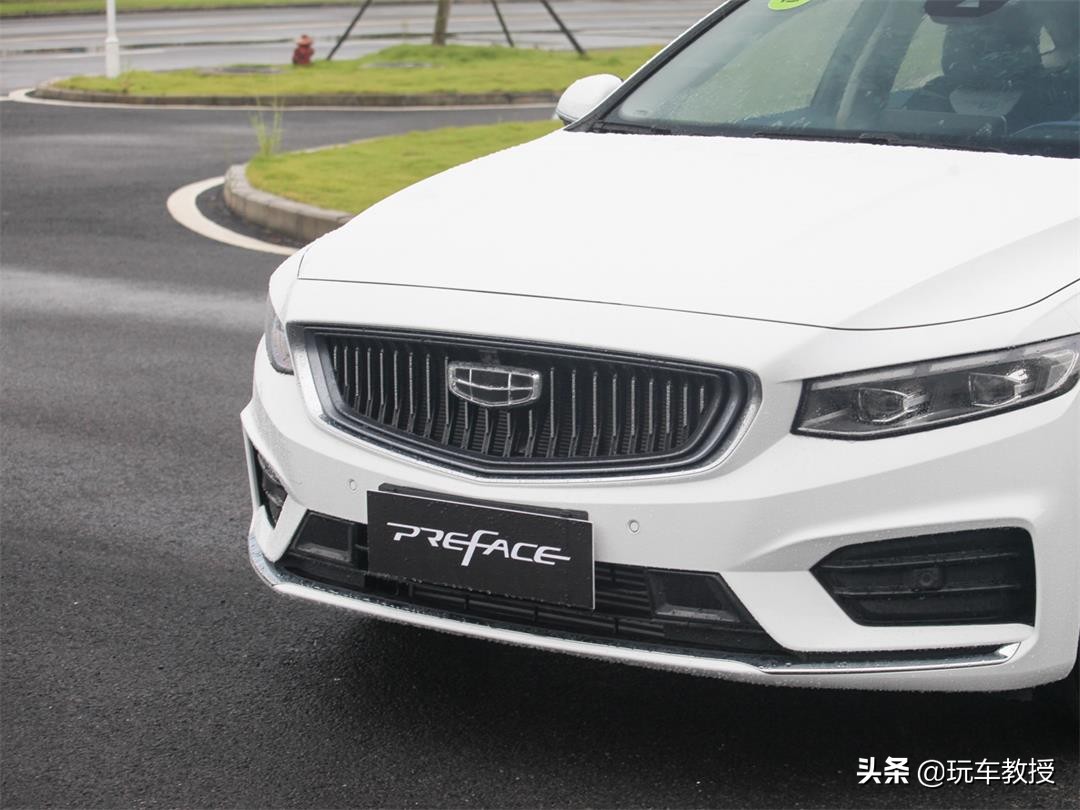 a级车万元二手车,吉利星瑞b级2022款豪华版落地价