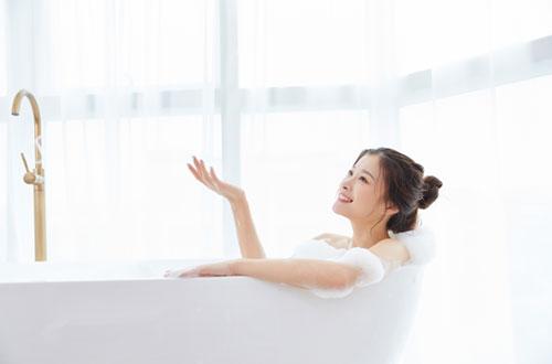 不伤肤的沐浴露怎么选,哪种沐浴产品最好