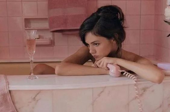 和外国人结婚的真实感受,和外国人结婚后出国