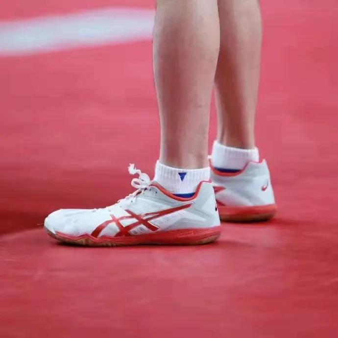 乒乓球鞋最好的是哪款,比较好的乒乓球球鞋