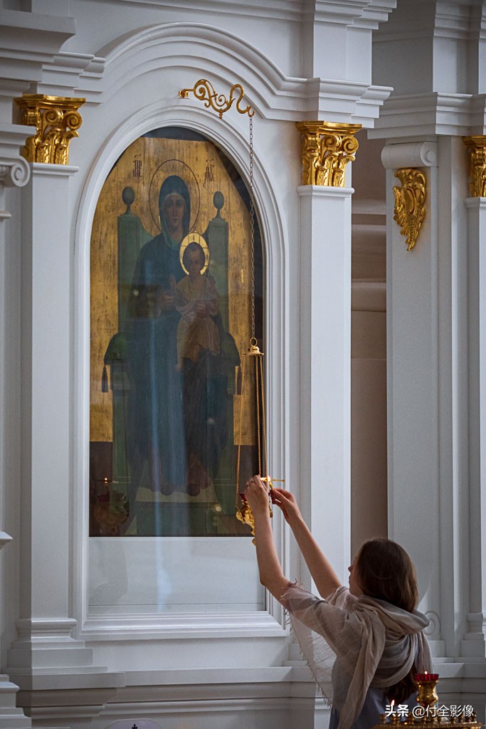 斯莫尔尼修道院主教,斯莫尔尼宫的宫殿