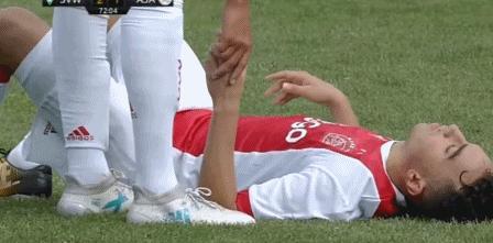 3年前他在球场上昏倒一梦醒来人生和世界都变了