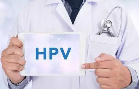 32岁女白领确诊宫颈癌晚期，医生说出真相，丈夫直接拒绝治疗