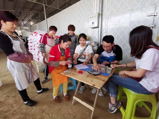 平坝区香菇种植,平坝区发展三大特色农业
