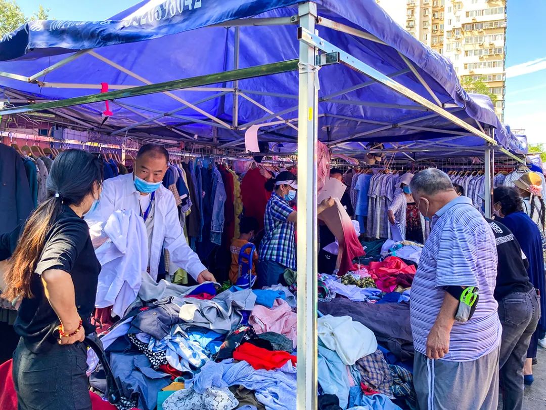 不错挺便宜的早市,附近比较旺的早市