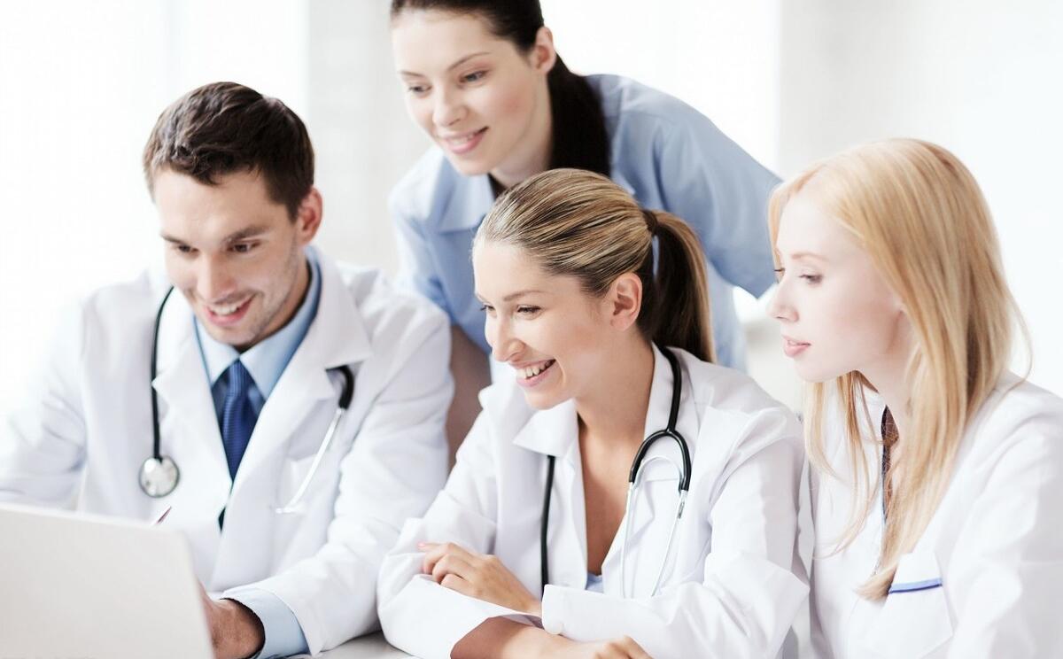 未来十年比较赚钱的十大行业,2022未来最赚钱的十大行业