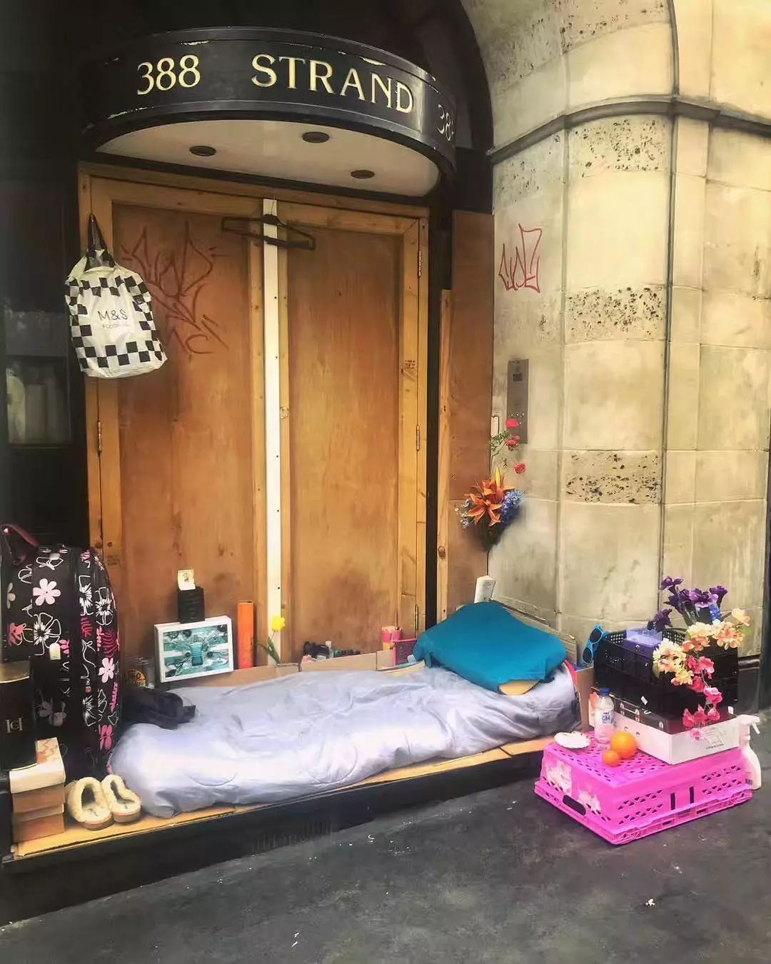 “25岁，第一场艳遇后，上瘾了”