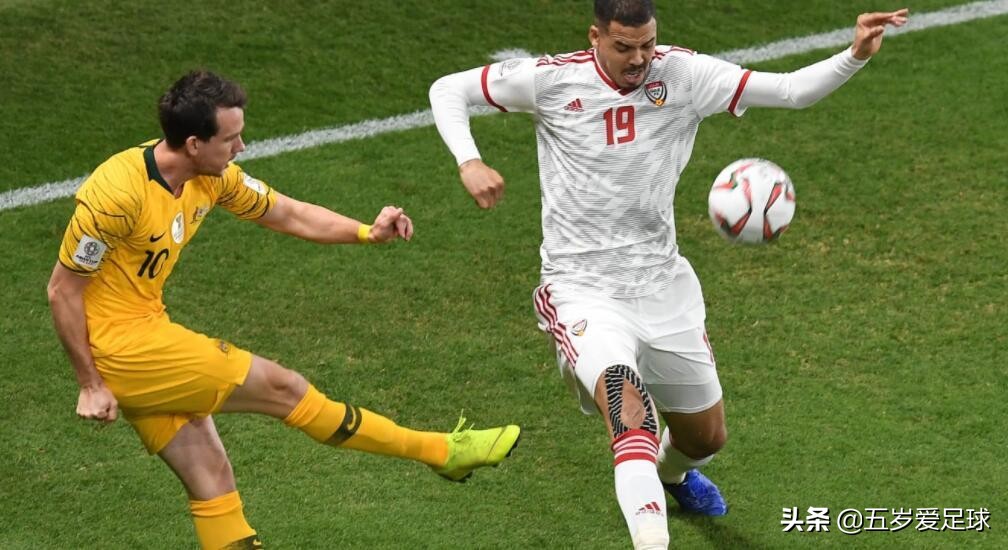 亚洲杯4强全部产生,亚洲杯首场爆冷门大黑马意外出局