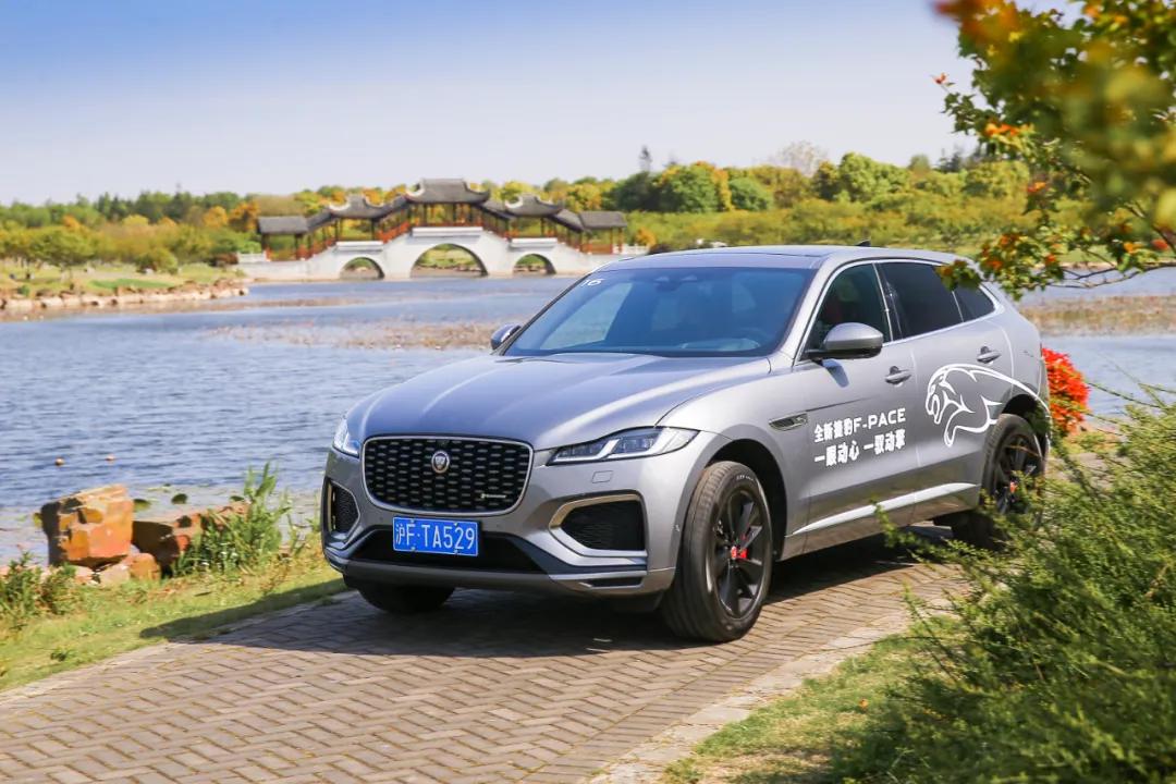 新捷豹f-pace3.0t试评,捷豹f-pace英伦绿