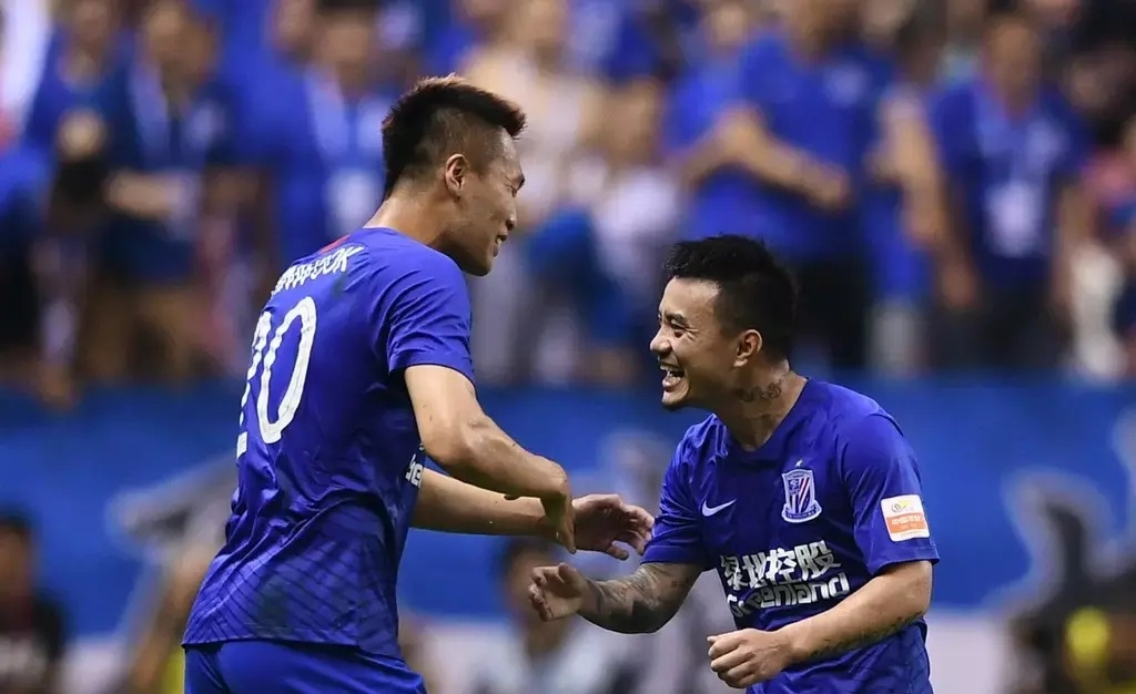 鏃ユ湰闊╁浗瓒崇悆闃靛瀵规瘮,鏃ユ湰鍜岄煩鍥界殑瓒崇悆鐪熺殑鍘夊