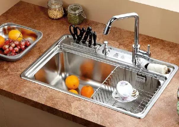 品牌橱柜和一般橱柜有什么区别,一套好的橱柜标准是什么