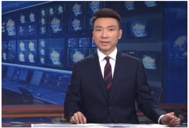 央视主持人李梓萌评价康辉,主持人李梓萌与康辉口误视频