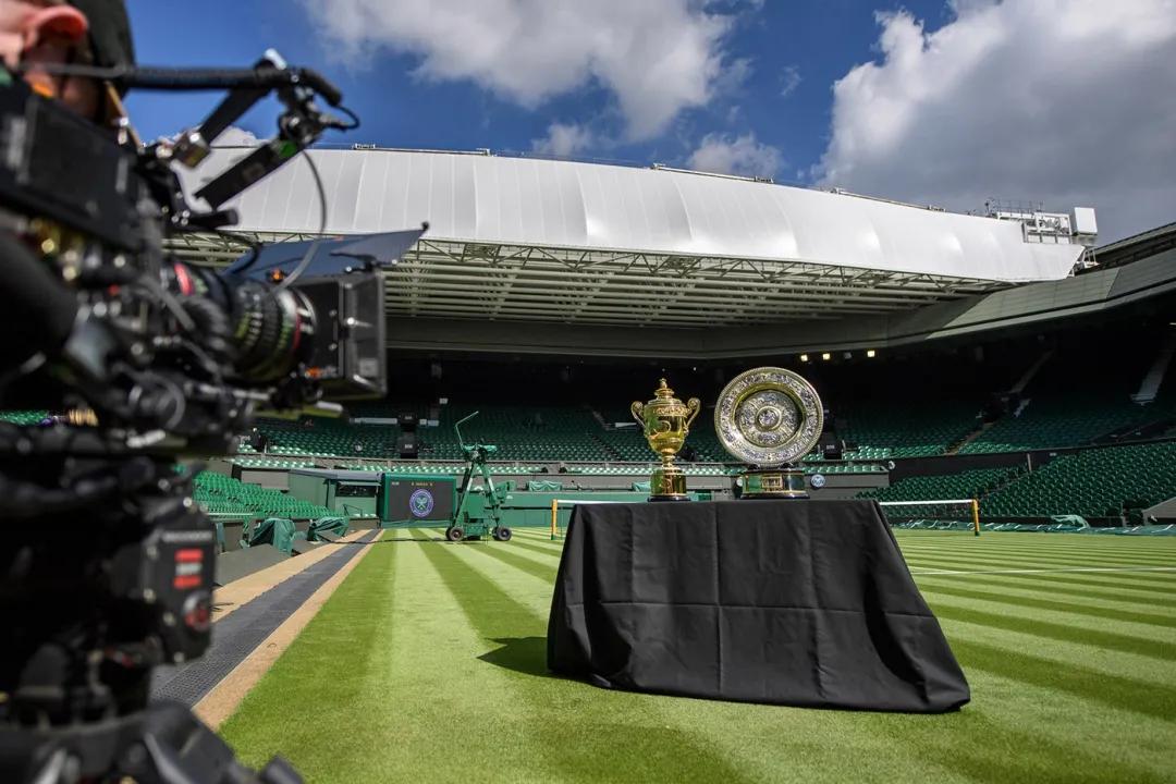 草地网球为什么那么少,草地网球跟红土网球的区别