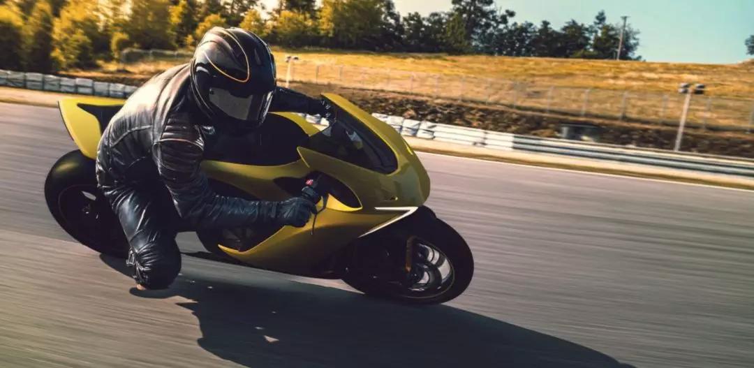 电动摩托车时速300km,极速320公里的摩托车