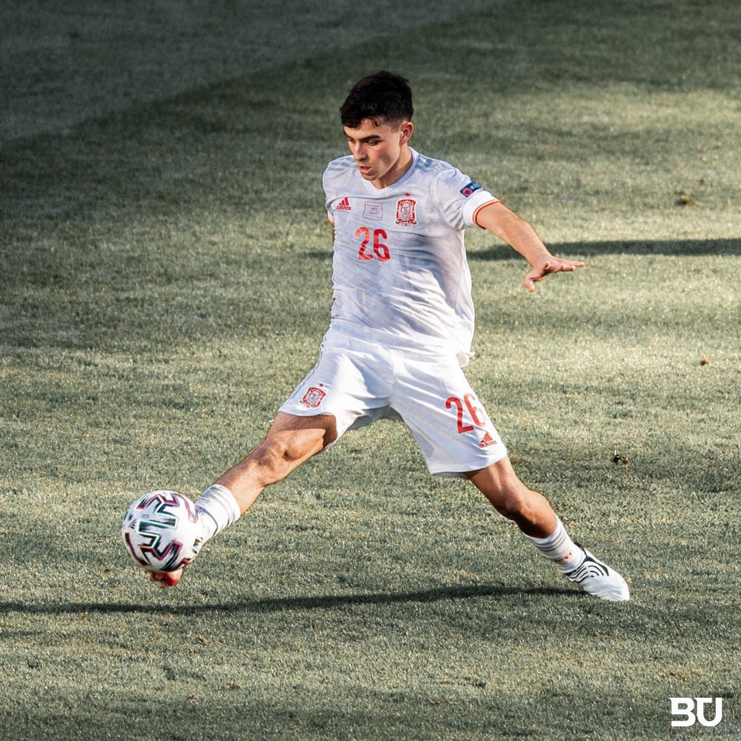 登贝莱对巴萨到底有什么不满,登贝莱接近与巴萨降薪续约