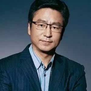 18岁的白岩松近况,白岩松首次公开谈婚姻