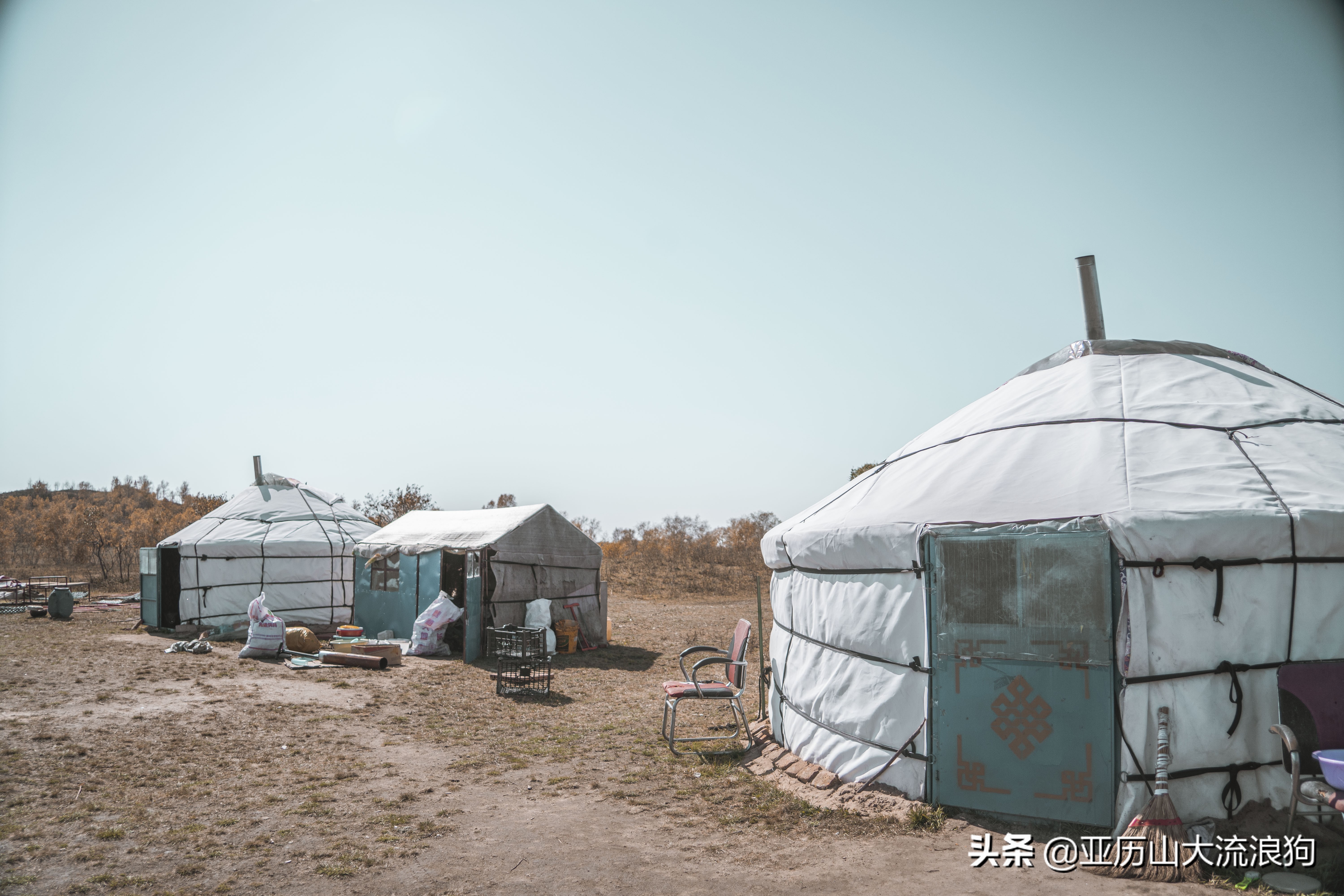 你那秋天来了吗？我这反正颜料泼了一地——内蒙古黄岗梁穿越之旅