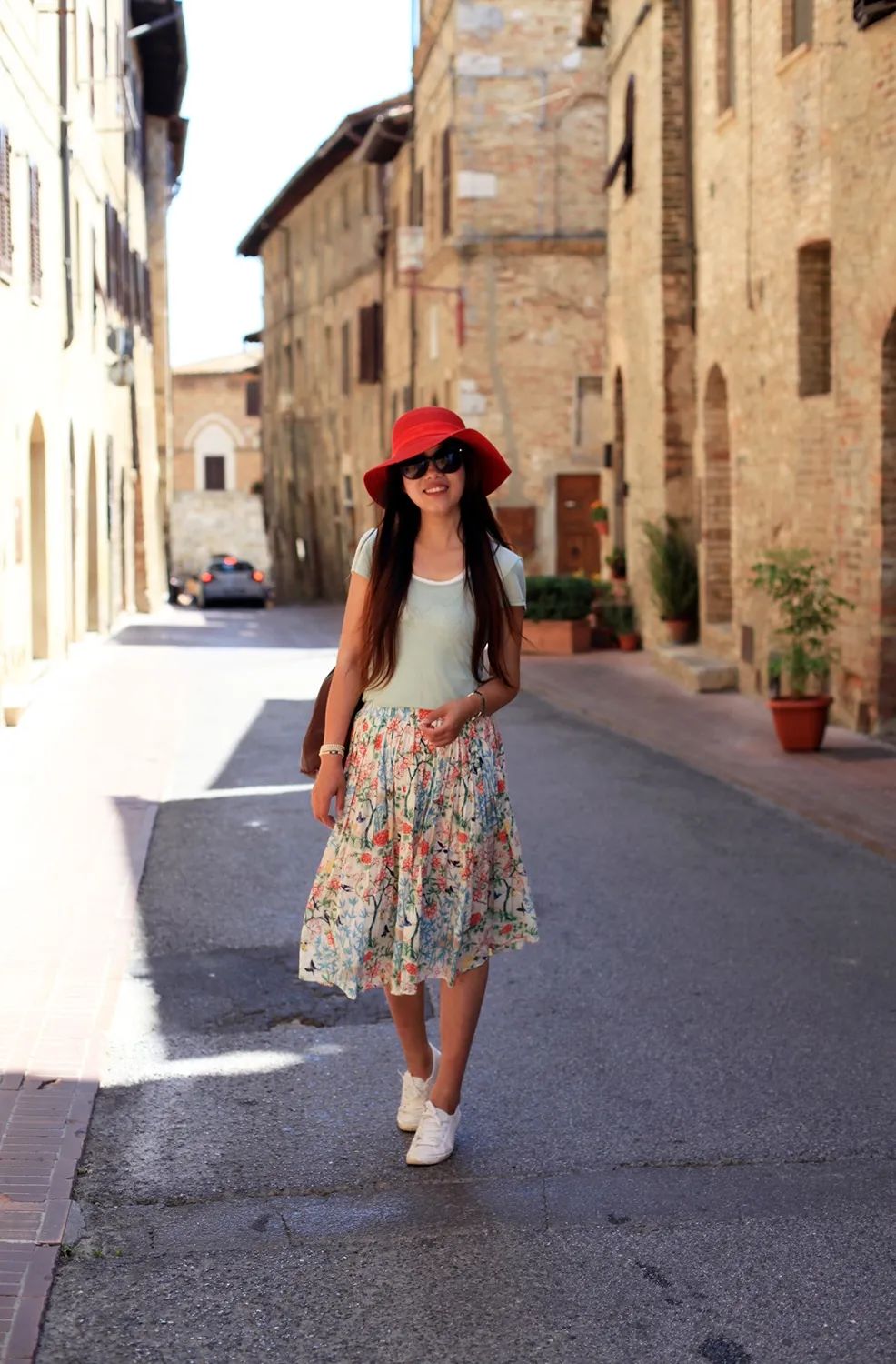 意大利最好的葡萄酒小镇,意大利马纳罗拉小镇盛产葡萄酒