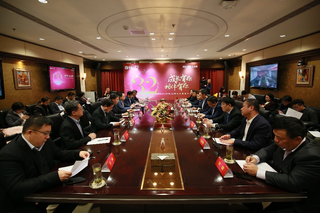 好货低价、满千返百、万人拼价、换新补贴——国美32周年实力庆生