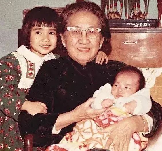 罗美薇是罗明珠吗,罗明珠葬礼罗美薇