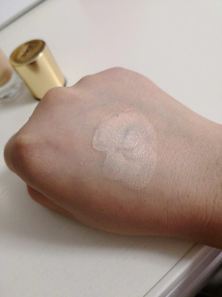 粉底液哪个好用适合夏天,兰蔻菁纯粉底液100和110夏天测评