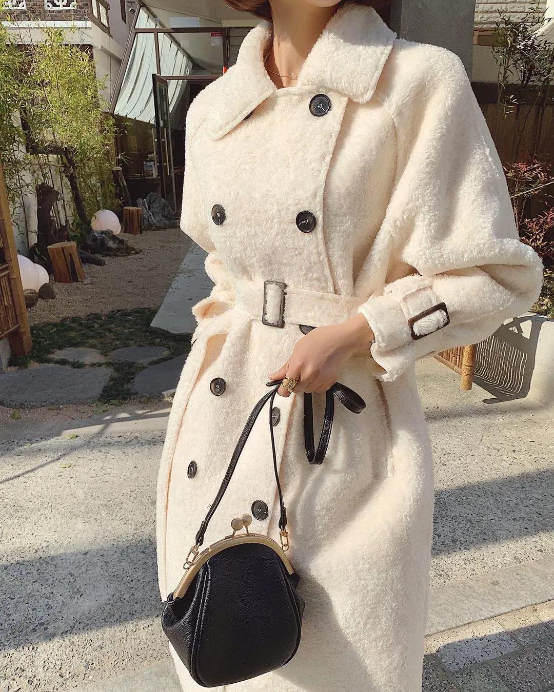 冬款大衣搭配连帽毛衣,大衣内搭毛衣裙冬中长款