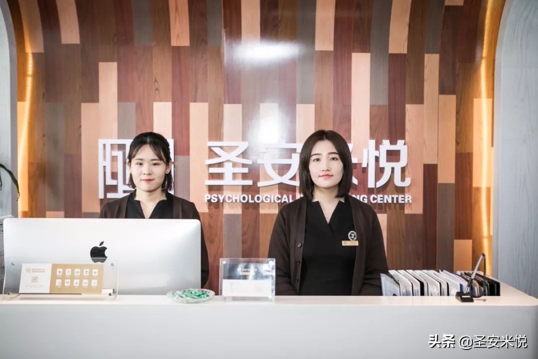 成年人的崩溃都在安静里,成年人的崩溃都是无声的大哭