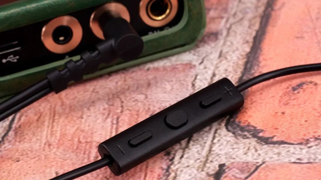 黄药师的女儿们——FinalAudioVR3000评测