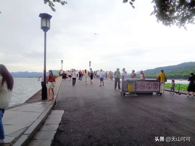 西湖一日游西湖景色到底有多美,再说一遍西湖之美