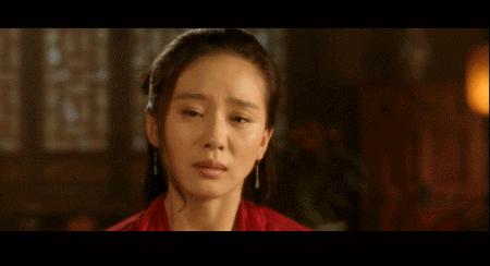 祛眼袋没有卧蚕了,没有卧蚕明星