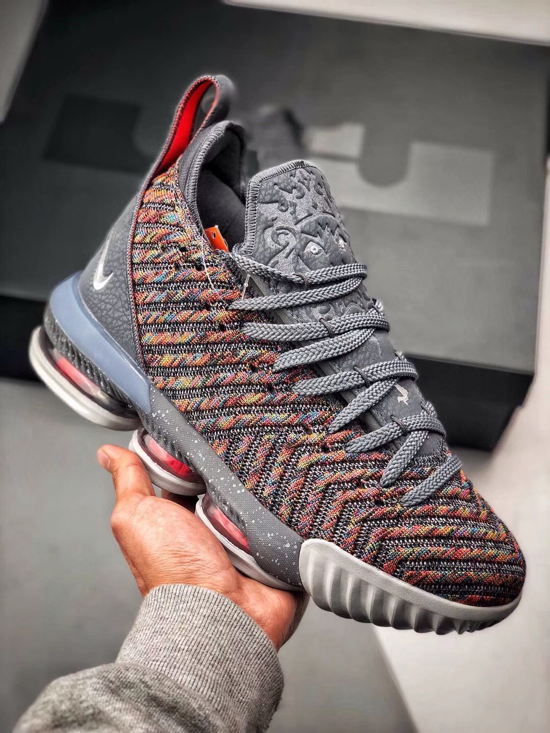 阿迪达斯龙鳞E5,阿迪贝壳头vs耐克aj