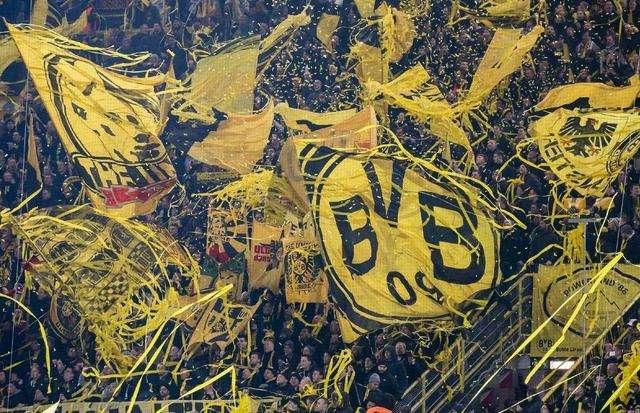 德甲归来,沙尔克04重返德甲联赛主场首秀